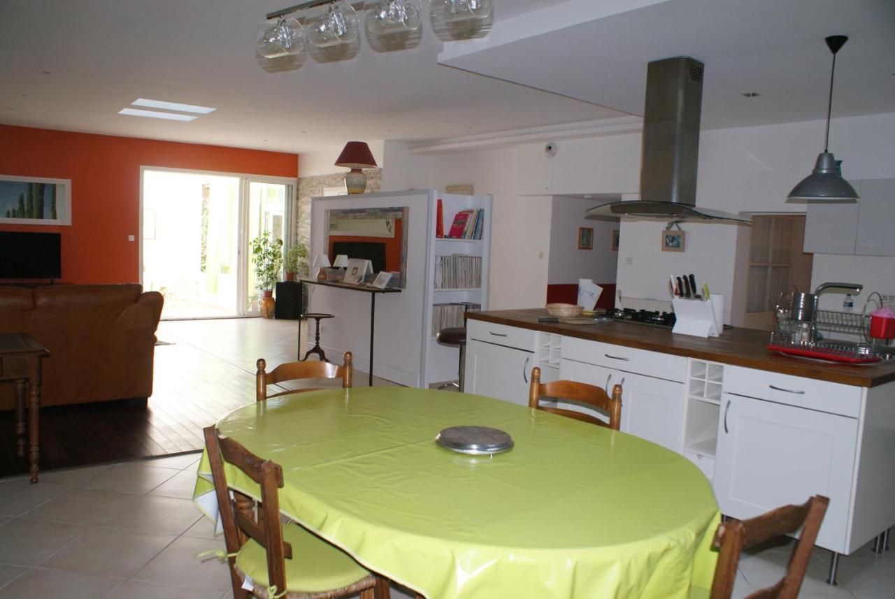 Spacieuse Maison De Village Climatisee Avec Jardin Patio Bessan Ngoại thất bức ảnh